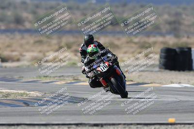 media/Oct-05-2025-CVMA (Sun) [[beeef4f201]]/Race 2-Supersport Middleweight/